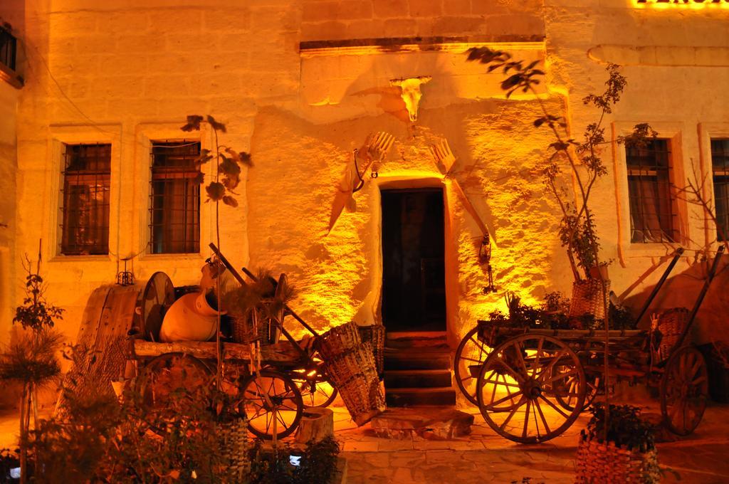 Crazy Horse Pension ウルギュップ エクステリア 写真
