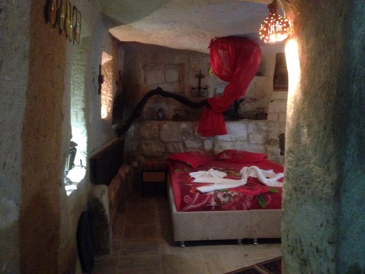 Crazy Horse Pension ウルギュップ エクステリア 写真